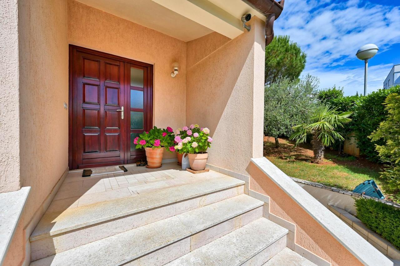 Iby Apartment Pula Dış mekan fotoğraf