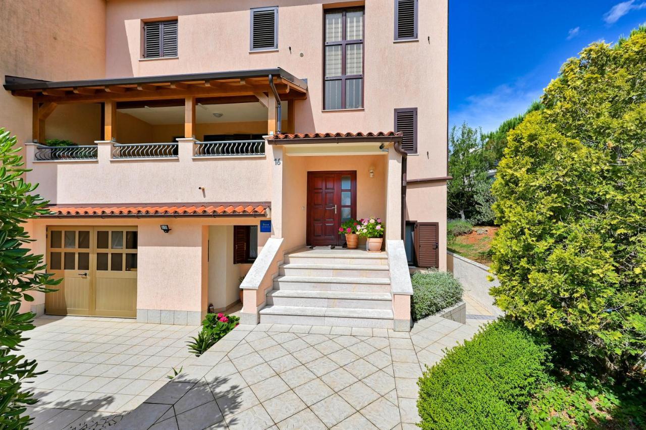 Iby Apartment Pula Dış mekan fotoğraf