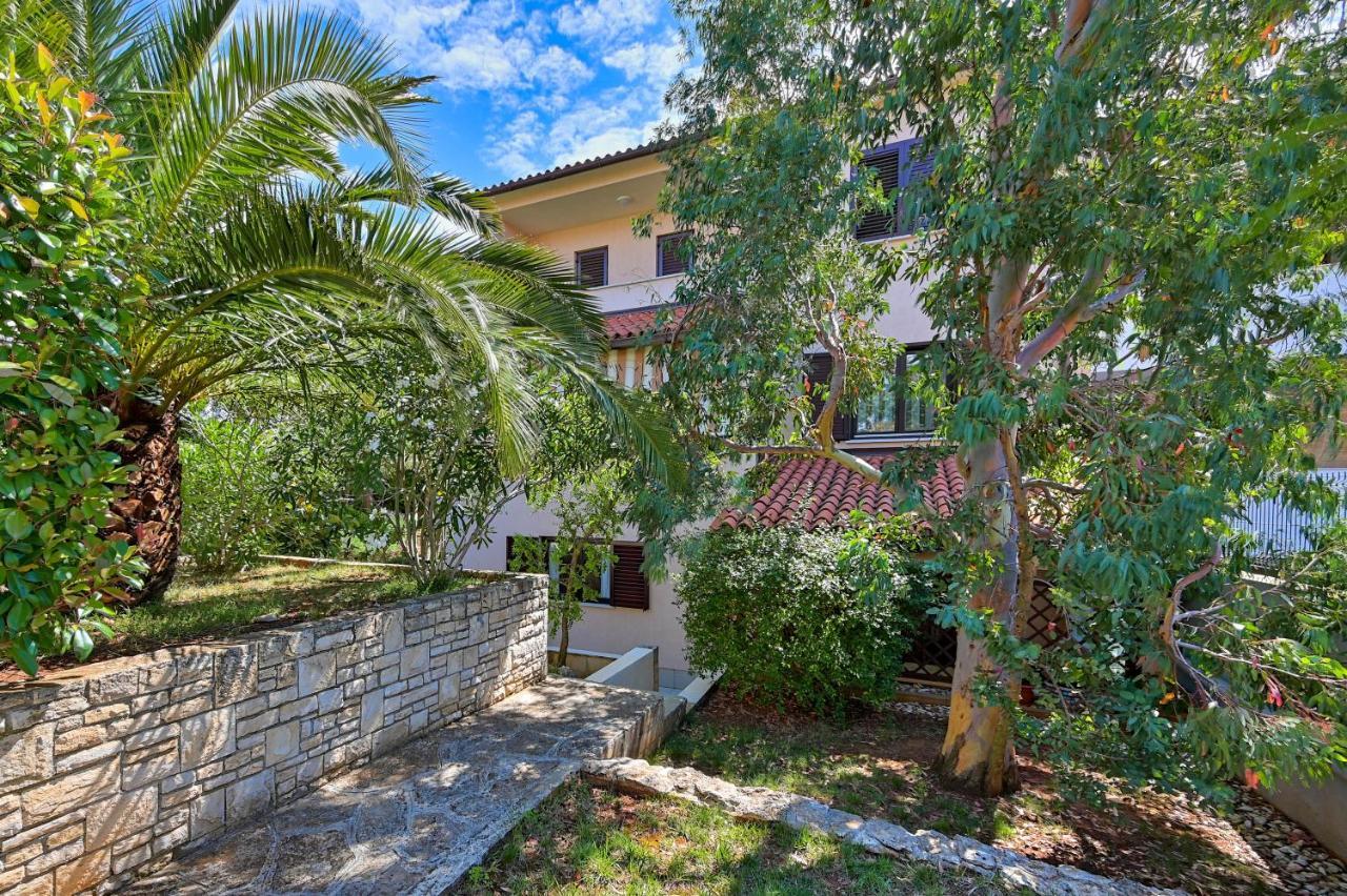 Iby Apartment Pula Dış mekan fotoğraf