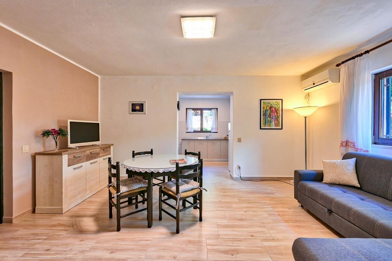 Iby Apartment Pula Dış mekan fotoğraf
