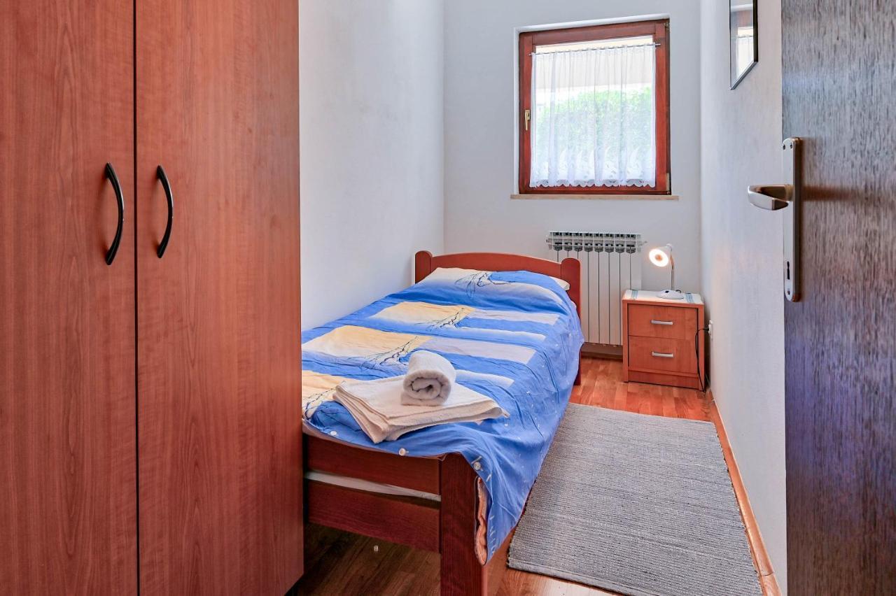 Iby Apartment Pula Dış mekan fotoğraf