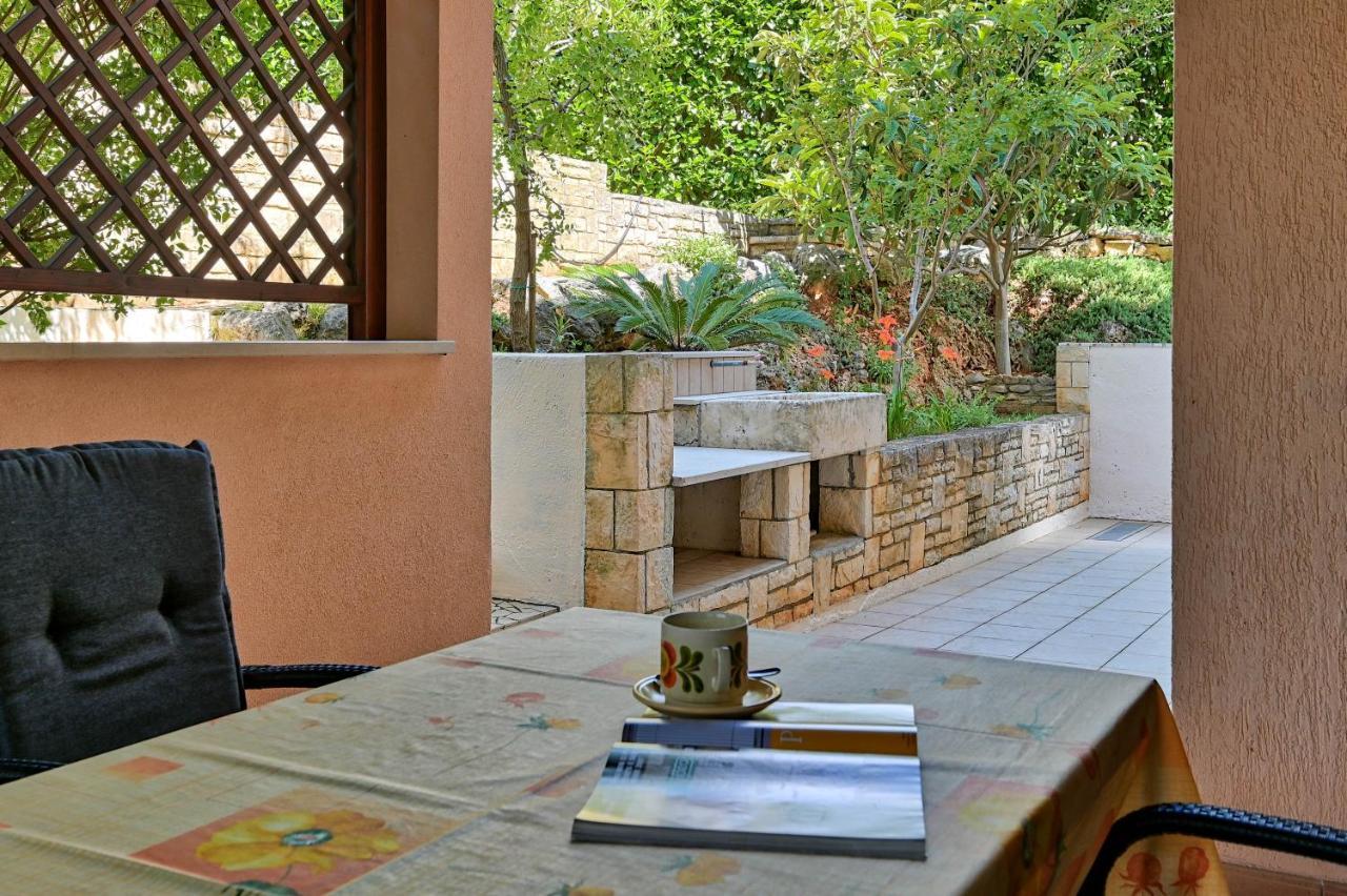 Iby Apartment Pula Dış mekan fotoğraf