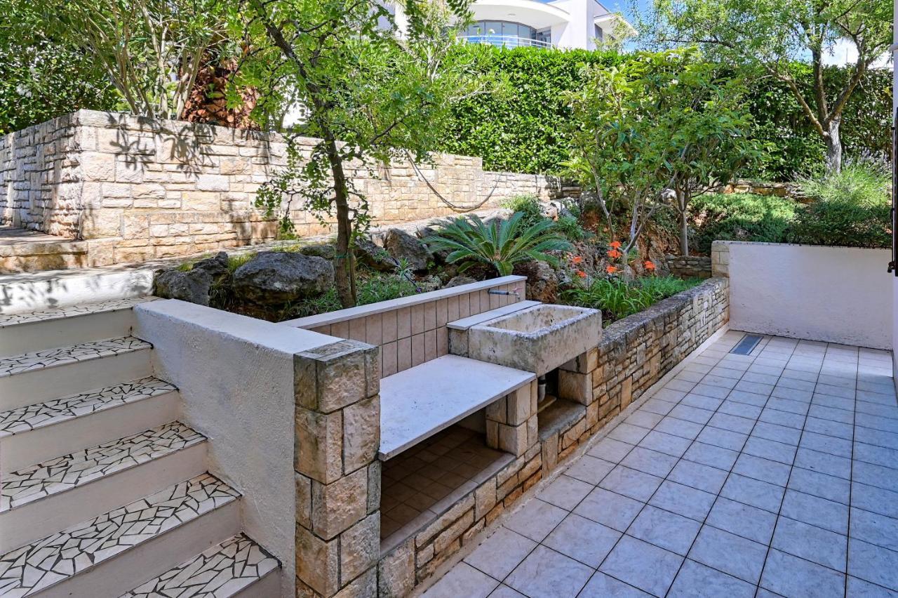Iby Apartment Pula Dış mekan fotoğraf