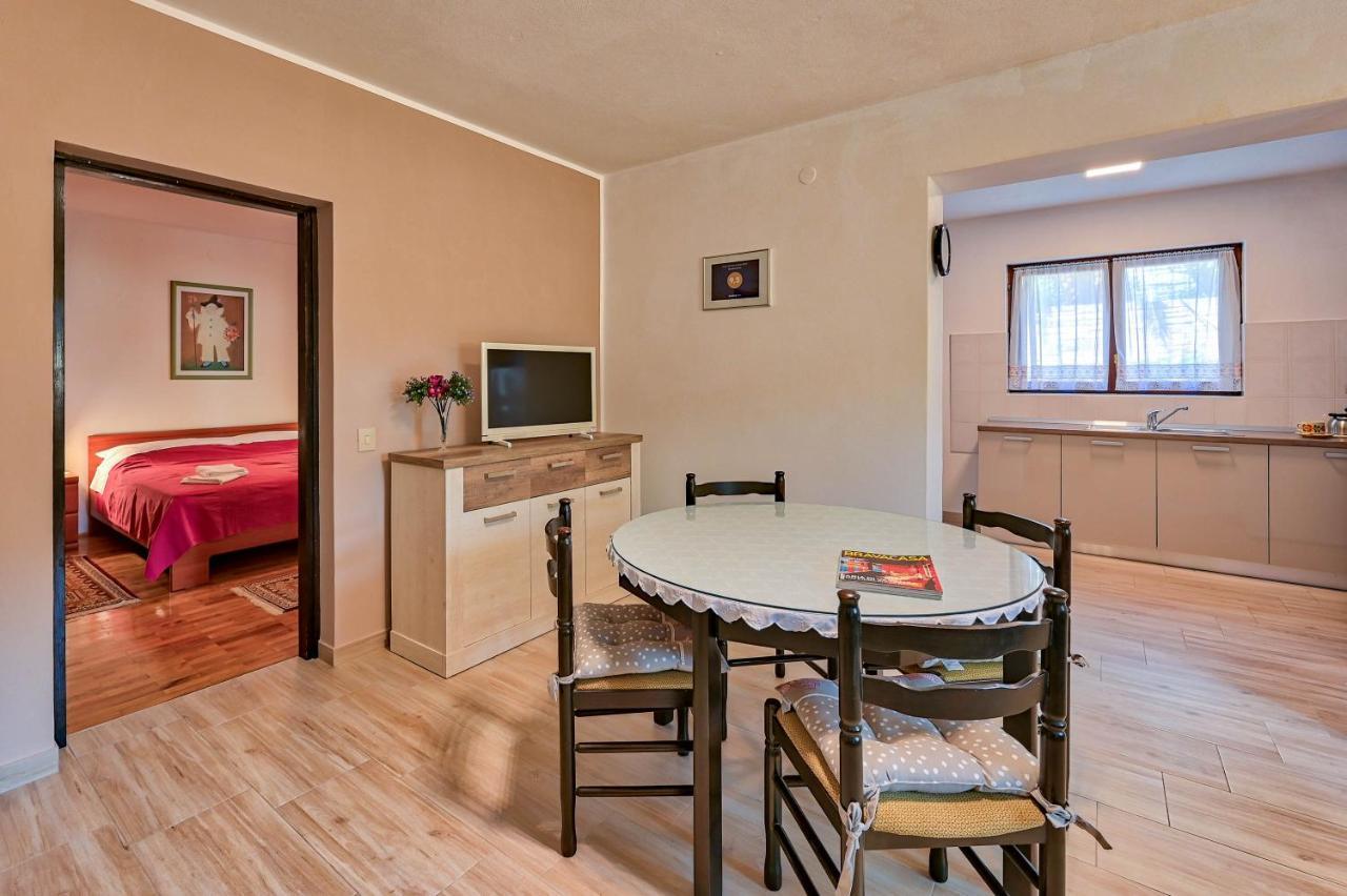 Iby Apartment Pula Dış mekan fotoğraf